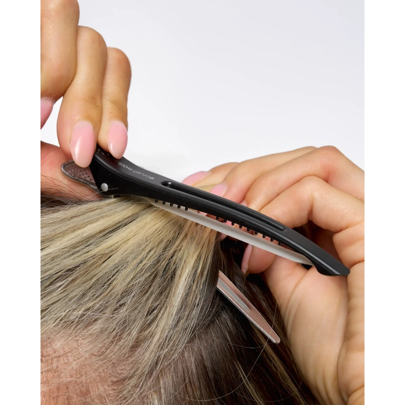 26478-52-56-580-brushworks-no-crease-sectioning-hair-clips-1-.jpg.webp