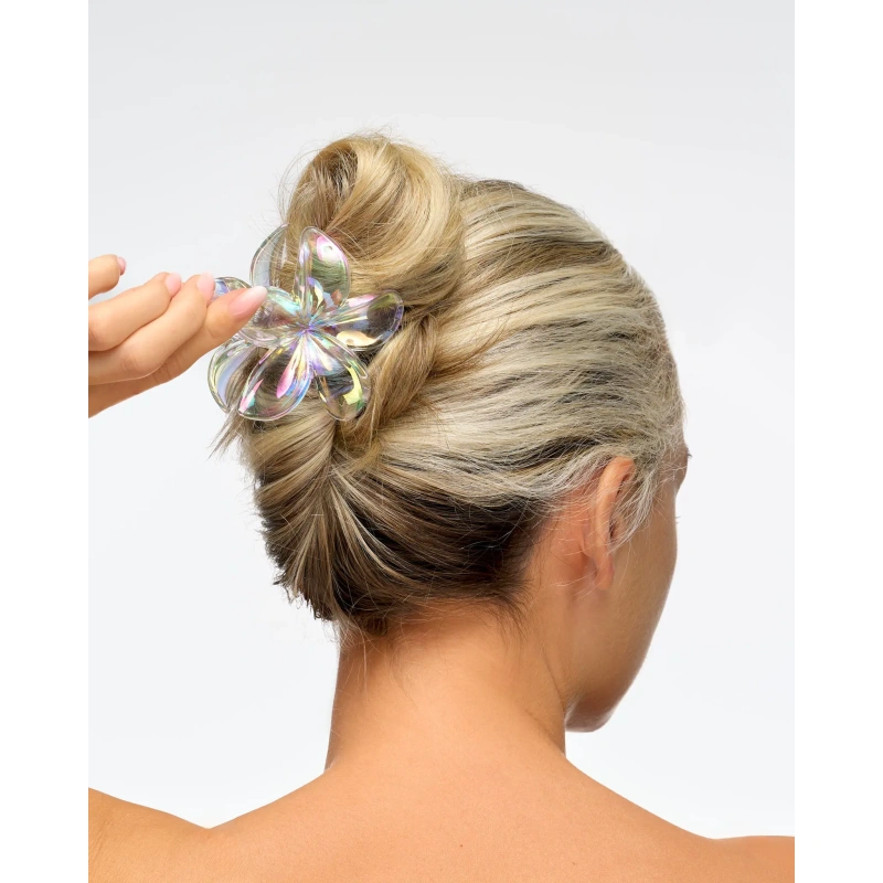 27556-52-56-610-brushworks-frosted-flower-claw-clips-ms-1.jpg.webp