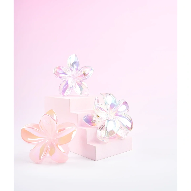 27556-52-56-610-brushworks-frosted-flower-claw-clips-oop-1.jpg.webp