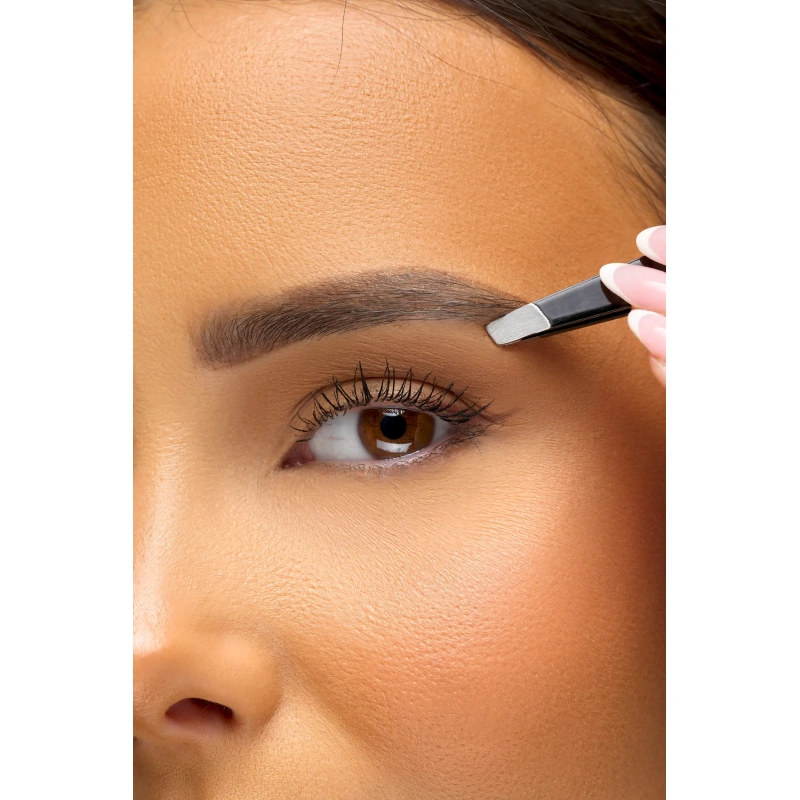 27734-52-56-039-brushworks-combination-tweezer-set-black-ms.jpg.webp