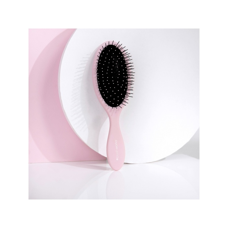 25482-52_56_051_brushworks_professional_oval_detangling_hair_brush_-_pink_oop__1_.jpg