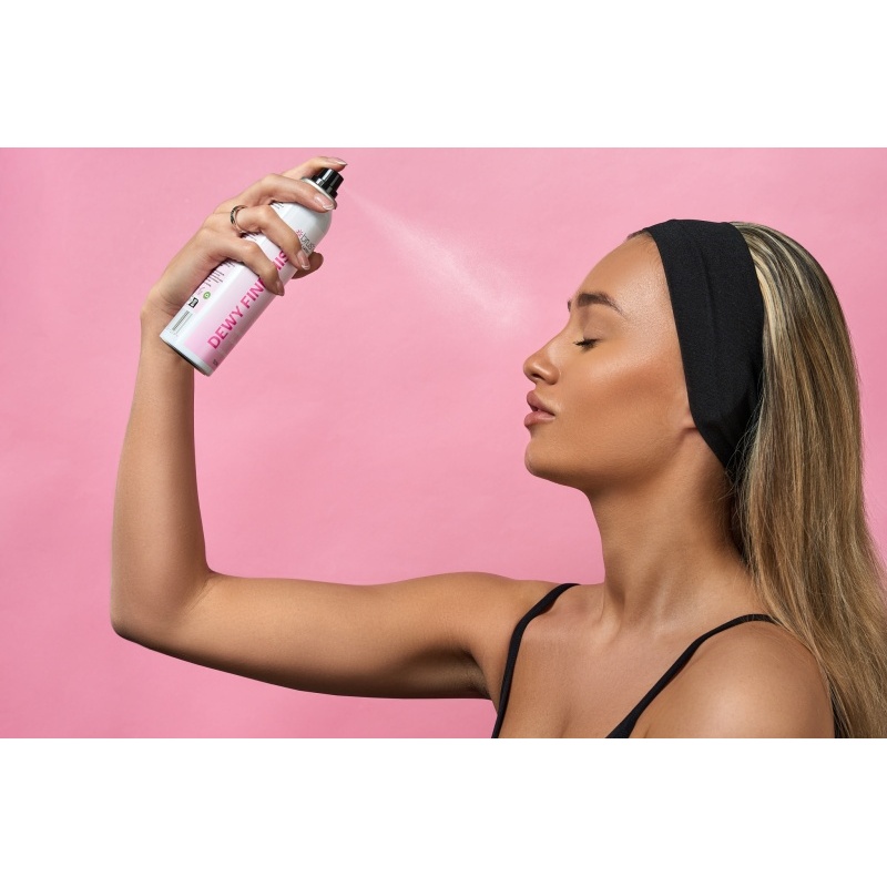 25489-52_56_444_brushworks_dewy_fine_mist_setting_spray_ms.jpg