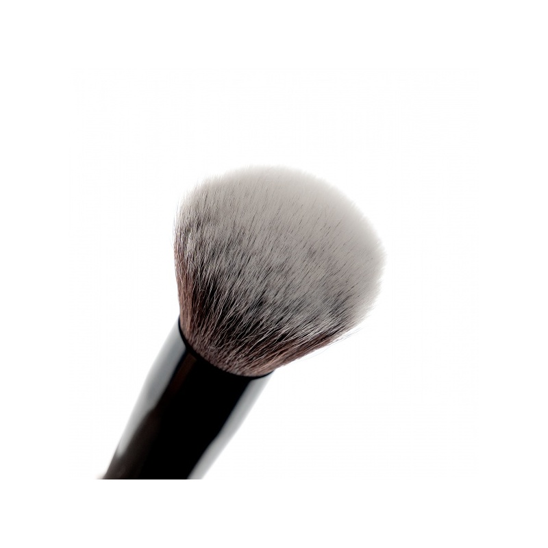 25548-52_56_475_brushworks_no_3_multi-tasking_brush_oop__1_.jpg