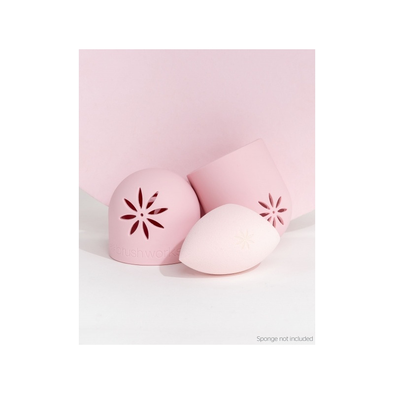 25618-52_56_522_brushworks_makeup_sponge_shield_oop__2_.jpg