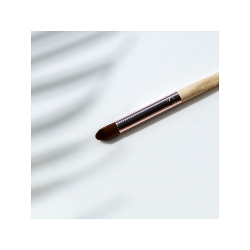 25685-80_40_009_so_eco_concealer_brush_oop__2_.jpg