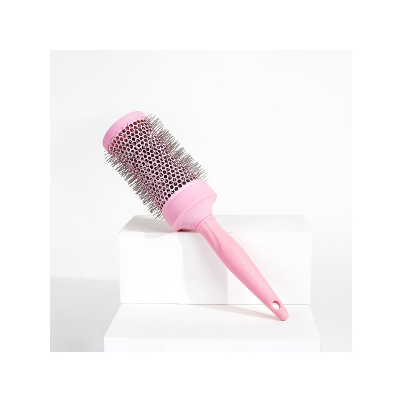 25710-52_56_125_brushworks_ceramic_round_brush_-_large_oop__1_.jpg
