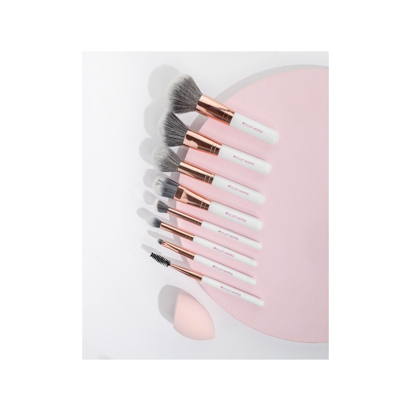 25719-25_12_602_brushworks_exclusive_makeup_brush_and_sponge_set_oop__1_.jpg