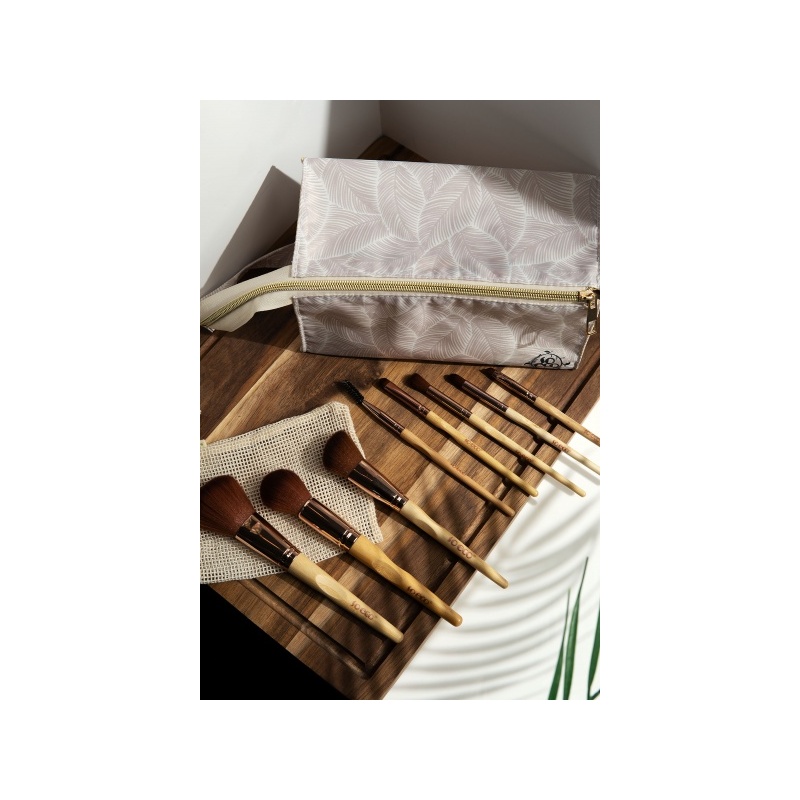 25732-25_12_215_so_eco_ultimate_travel_brush_set_oop__2_.jpg