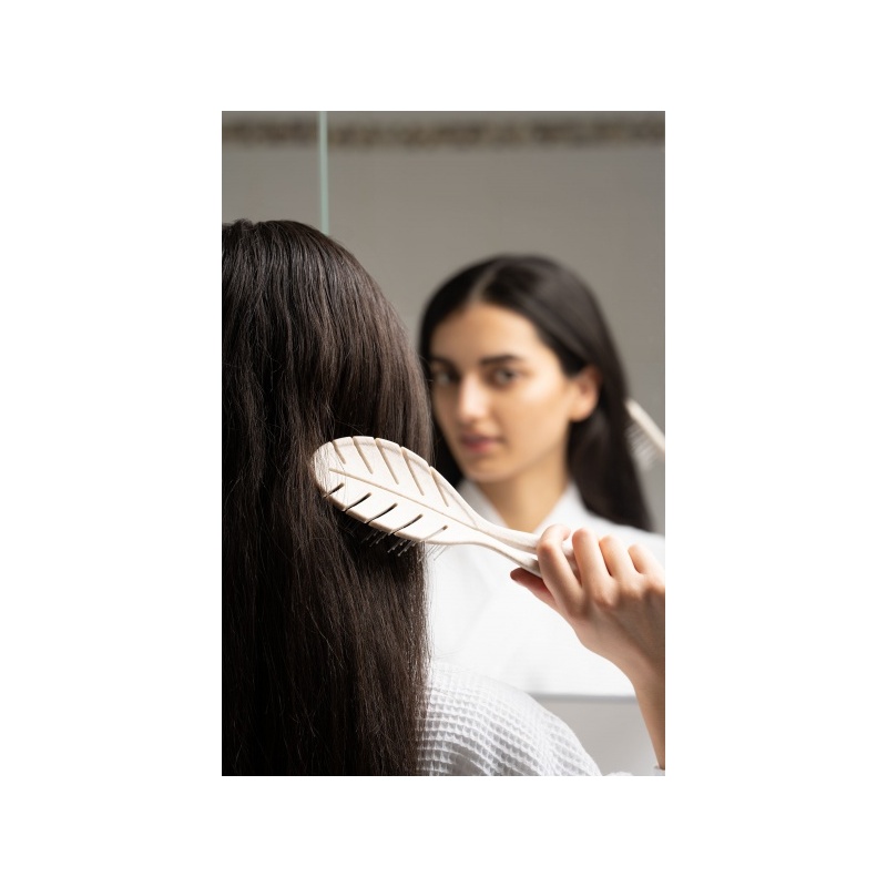 25812-80_40_071_so_eco_detangling_leaf_brush_ms.jpg