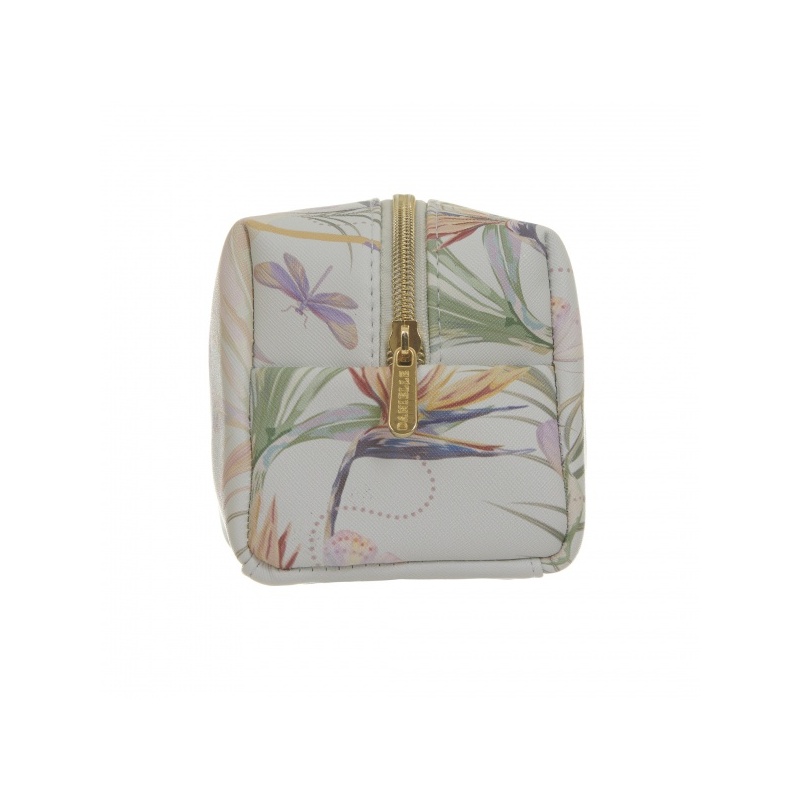 26038-dc0198bt_dc_butterfly_toiletry_bag_small_rgb_300dpi_7.jpg