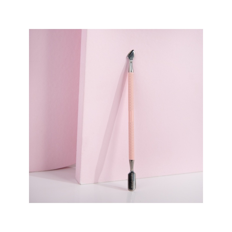 26103-52_56_342_brushworks_cuticle_pusher_oop__1_.jpg