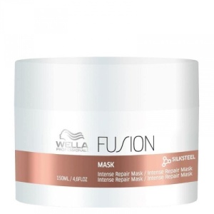 Wella Professionals Fusion Intense Repair Mask Hoitava hiusnaamio 150ml