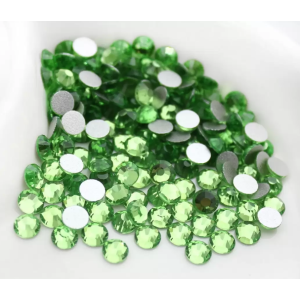 Feel Good Rhinestones Green small 100 pc